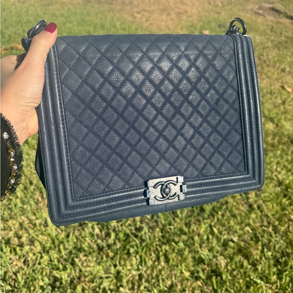 💯 Authentic Chanel Boy Flap Bag